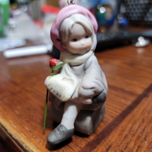 NBM bahner studios AG Bisque Porcelain Figurine Pretty as a Picture 1998 set 2 - Picture 2 of 16